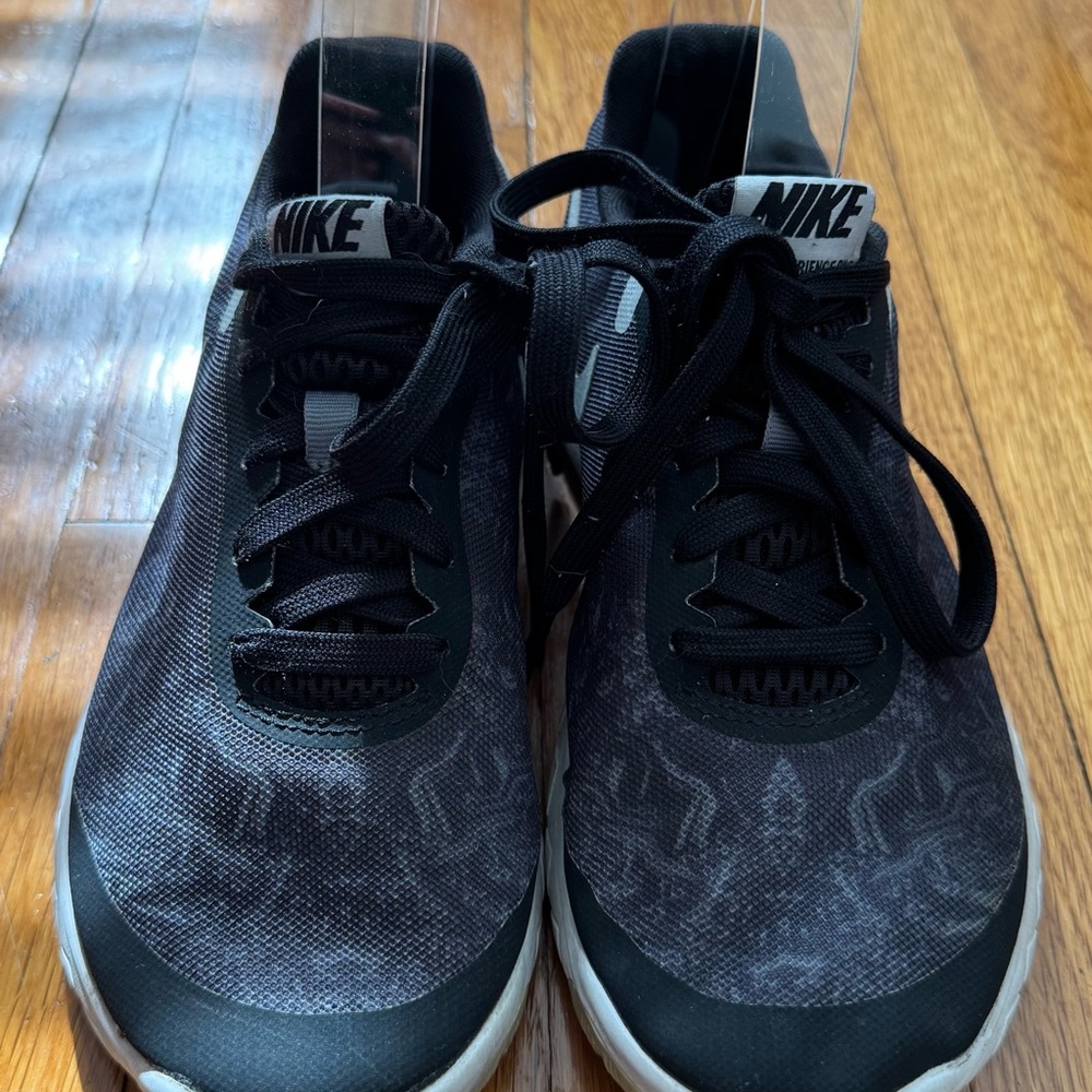 Nike Flex Experience RN5 running grey and White Athletic Shoes, size 6.5 women - Picture 4 of 12